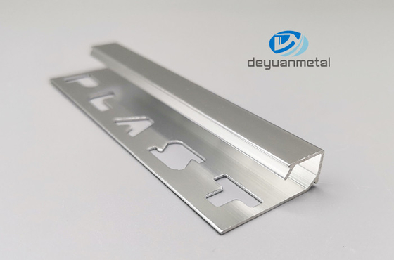 Anodisiertes Aluminiumgröße ODM der teppich-Rand-Ordnungs-2.4m verfügbar